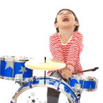 Bagaimana Muzik Membantu Perkembangan Anak?