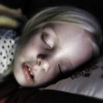 10 Tip Mengasingkan Tempat Tidur Anak